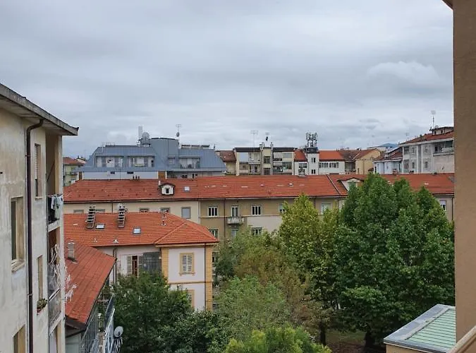 Pellico Stylish Appartement Coni