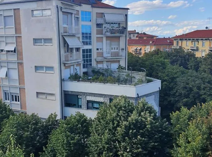 Pellico Stylish Lejlighed Cuneo